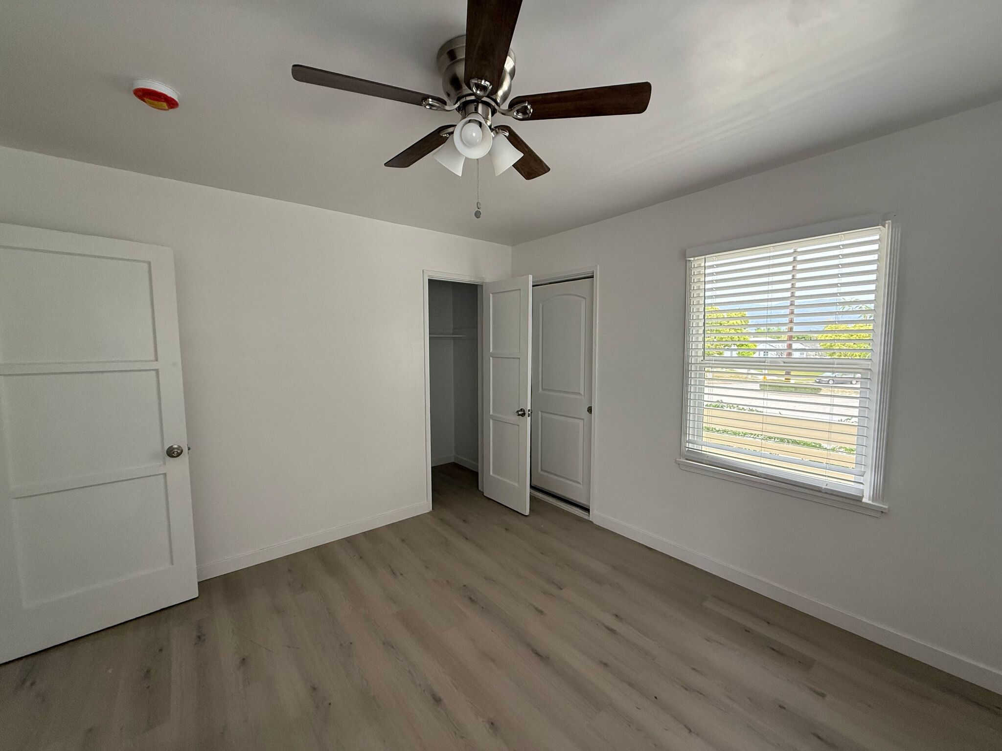 Building Photo - 10408 Edison Way