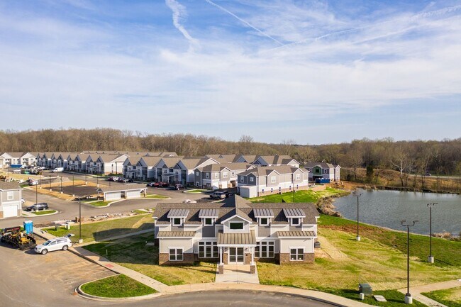 Building Photo - Twin Springs