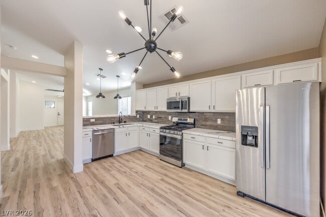 Building Photo - 3227 Velvet Rose St