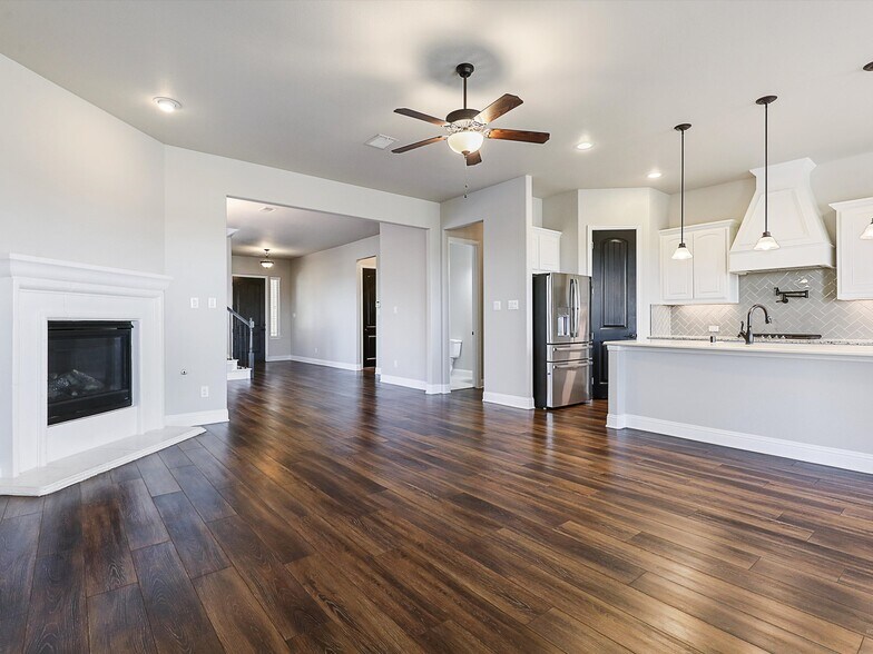 Building Photo - 2618 Thayne Dr