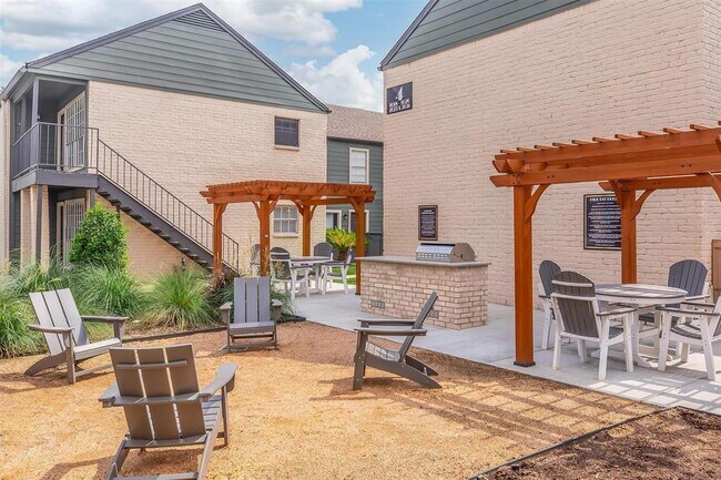 Building Photo - 1700 Seaspray Ct