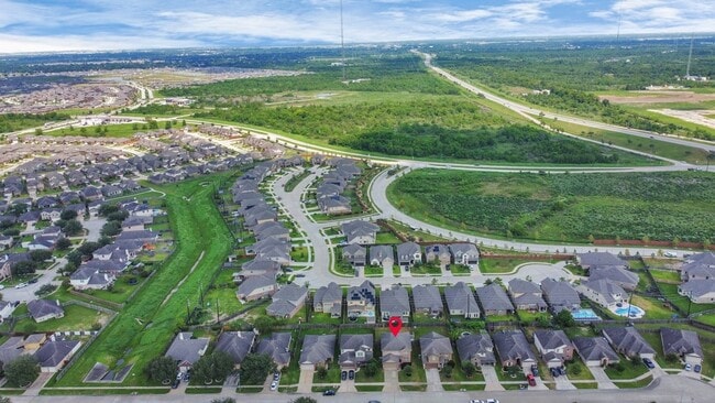 Building Photo - 3210 Aldridge Dr