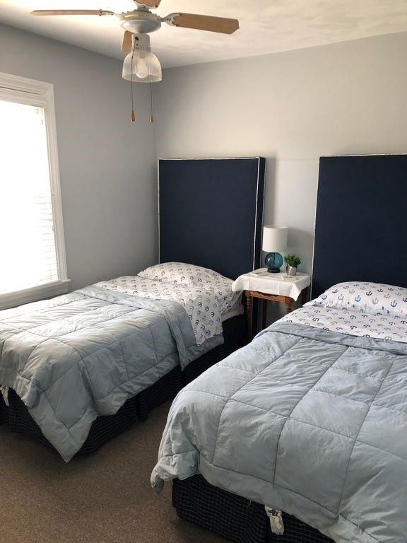 Building Photo - 18 Willow Ct