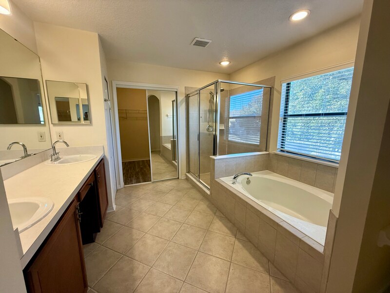 Building Photo - 3351 Highland Mill Ln