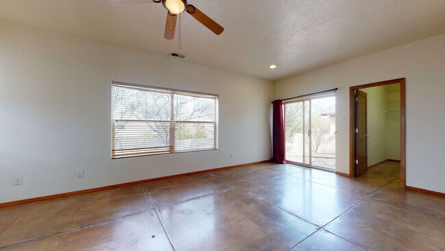 Building Photo - 6411 Consuelo Point St NE