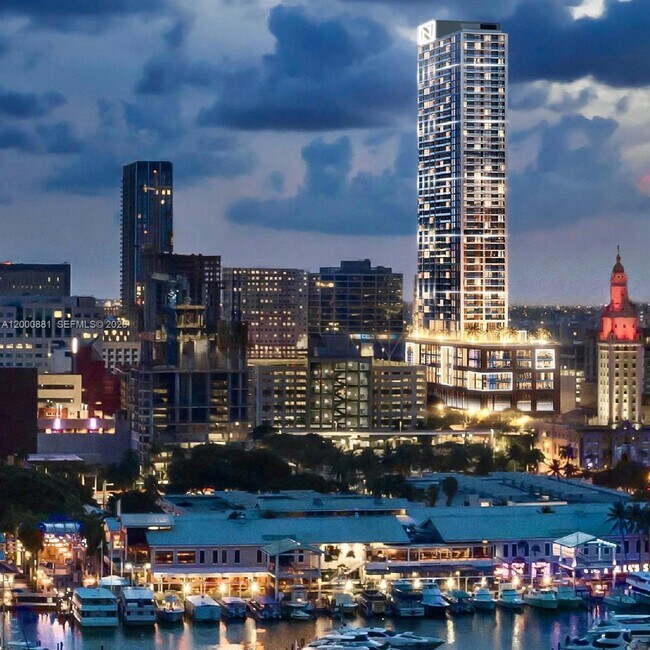 Building Photo - 159 NE 6th St