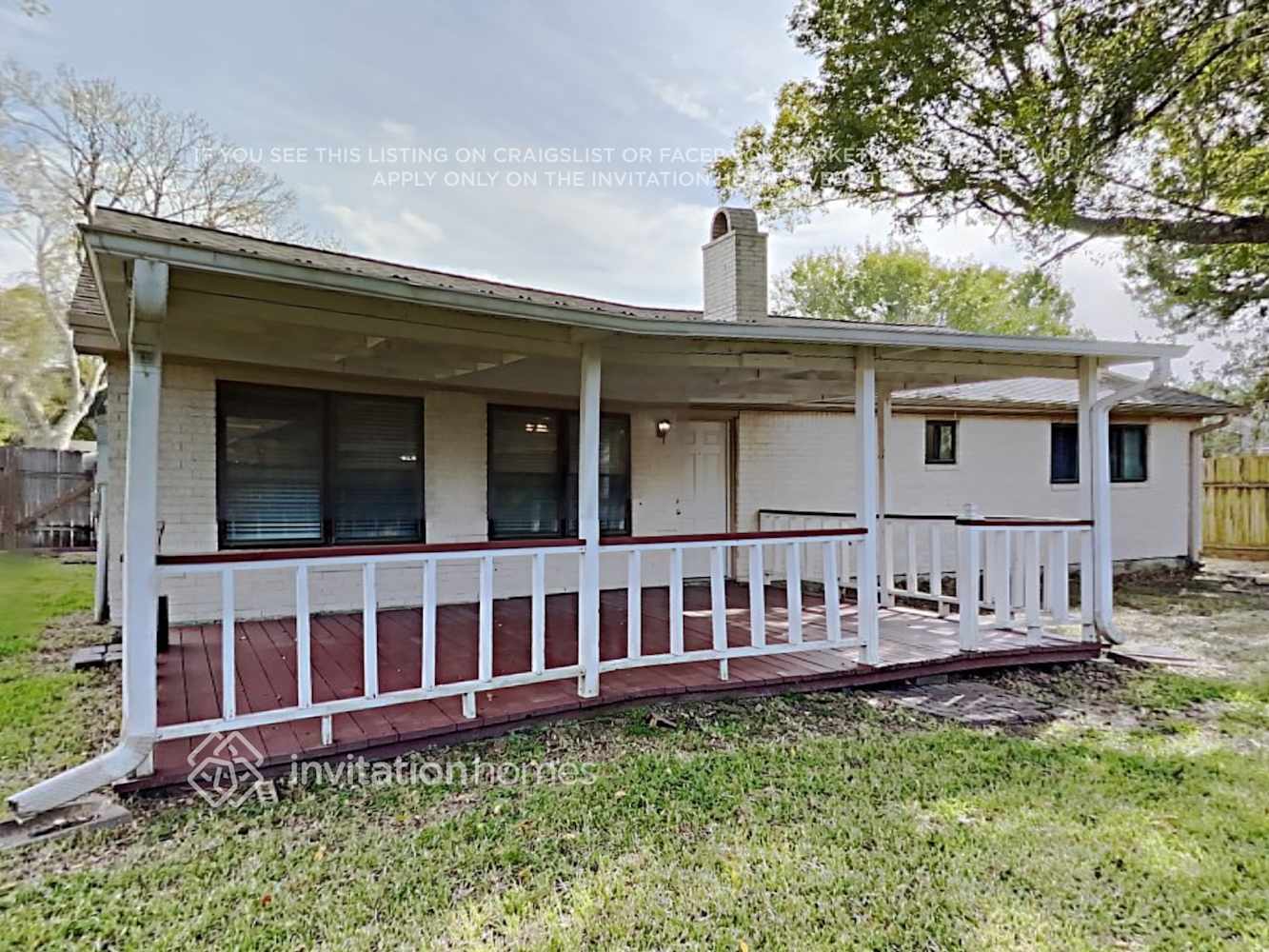 Building Photo - 16422 Oxnard Ln