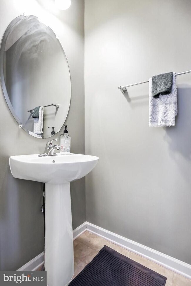 Building Photo - 13126 Nittany Lion Cir