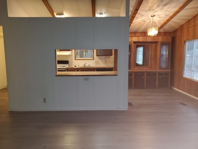 Building Photo - 2bed 2bath Double Wide Mobile