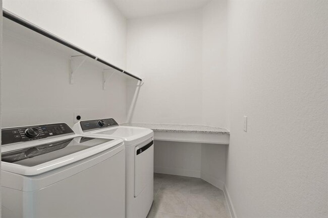 Building Photo - 22007 Silk Pad Ct