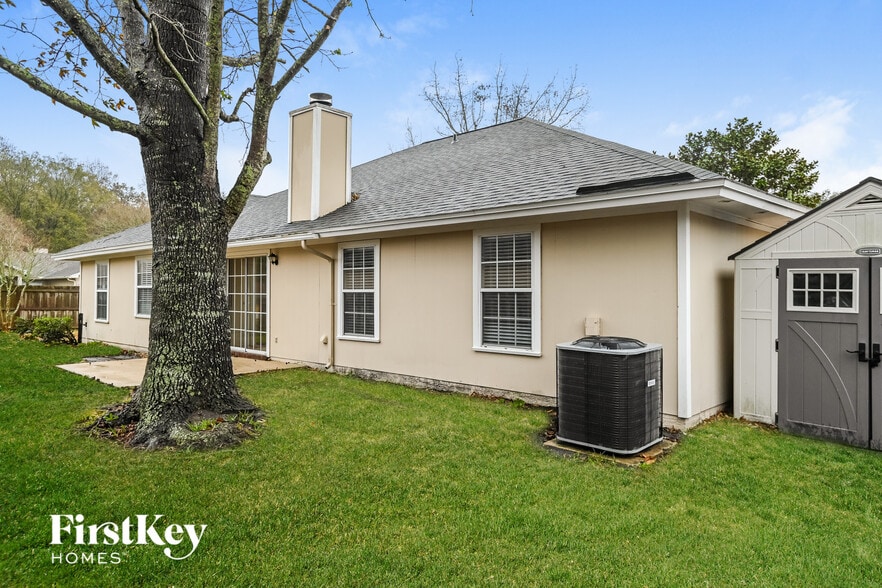 Building Photo - 12569 Reginald Dr