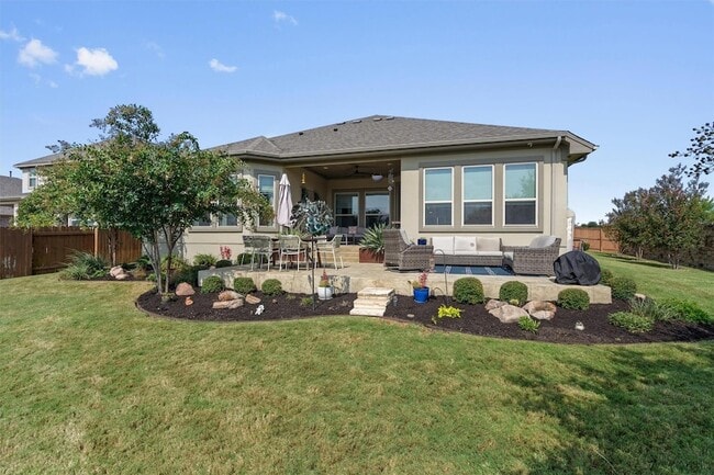 Building Photo - 4945 Strada Dr