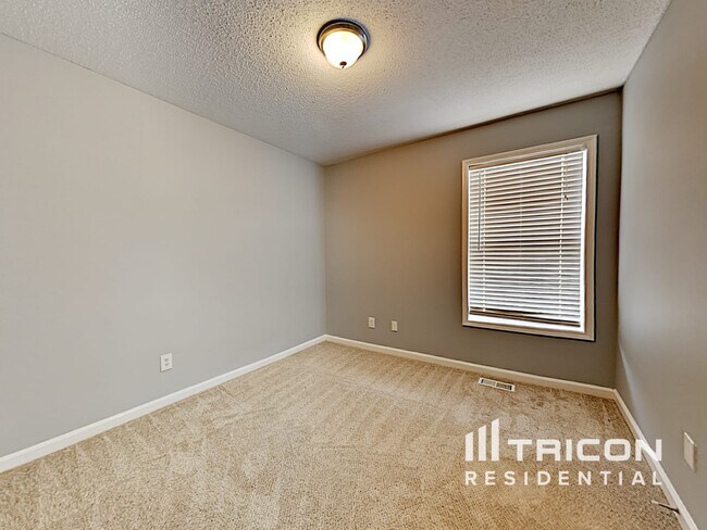 Building Photo - 207 Gun Range Rd