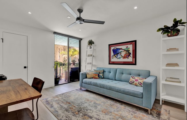 Building Photo - 750 State St