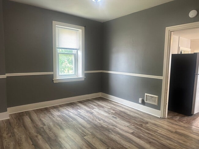 Building Photo - 800 Tuckerton Ave