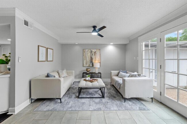 Building Photo - 6109 Bullard Dr