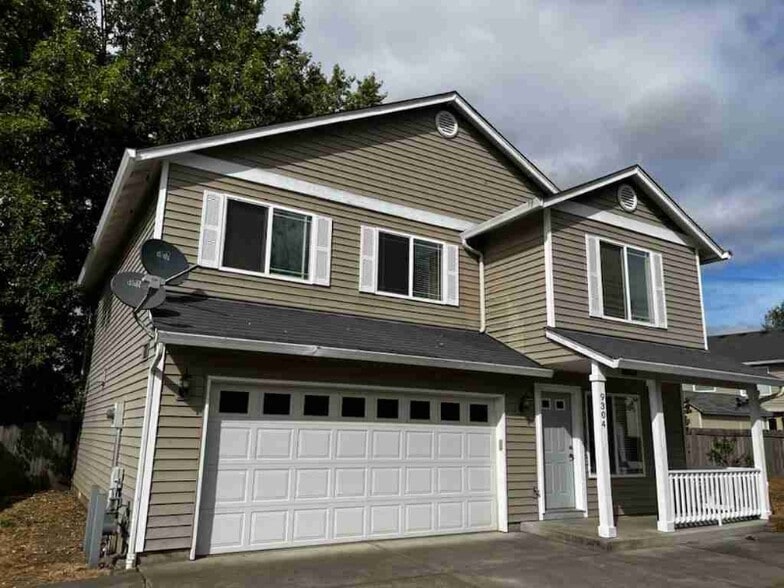 Primary Photo - 9304 NE 97th Cir