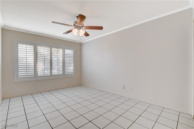 Building Photo - 5216 Mandalay Springs Dr
