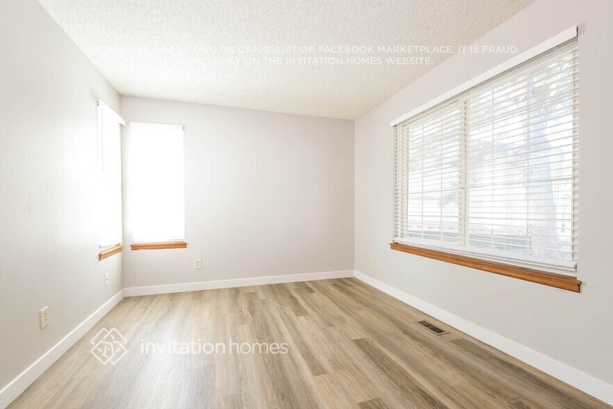 Building Photo - 9928 Garfield Ct