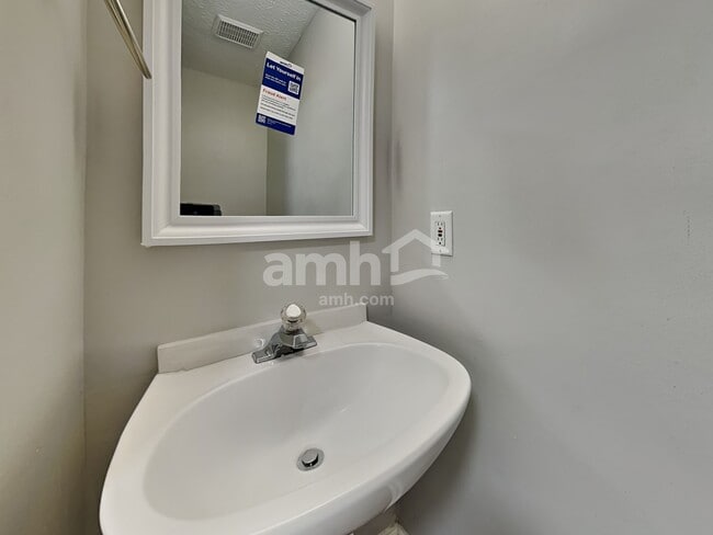 Building Photo - 5340 Kyles Station Meadow Drive