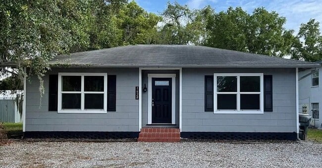 Building Photo - 1628 E Gary Rd