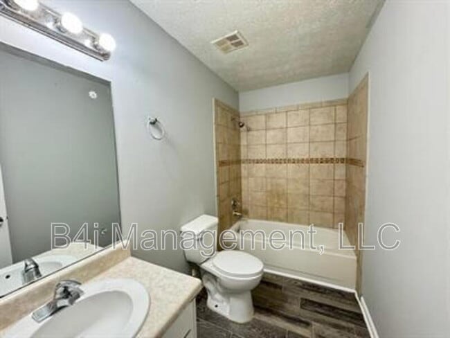 Primary Photo - 1224 Creek Forest Ct NW