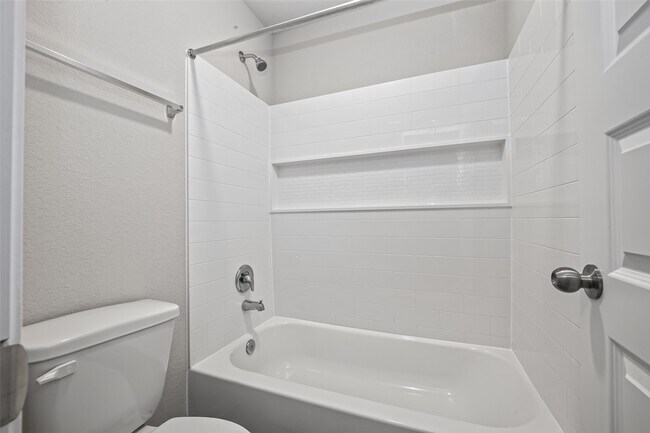 Building Photo - 13758 Goldeye Dr