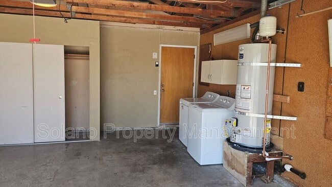 Building Photo - 154 McKinley Cir