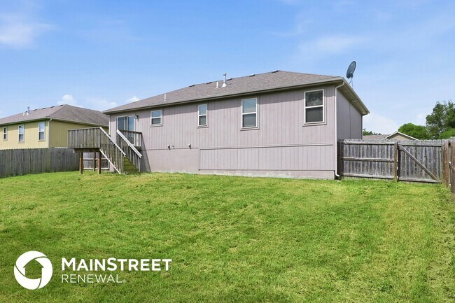 Building Photo - 410 Golfview Dr
