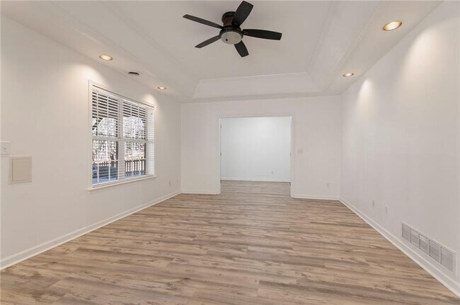 Building Photo - 133 Parkstone Way