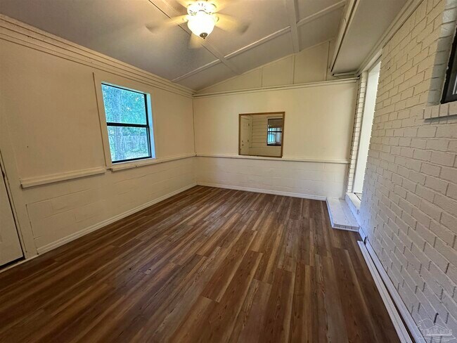 Building Photo - 4626 Pebble Creek Dr