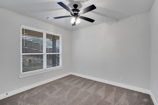 Building Photo - 510 Woodside Trl