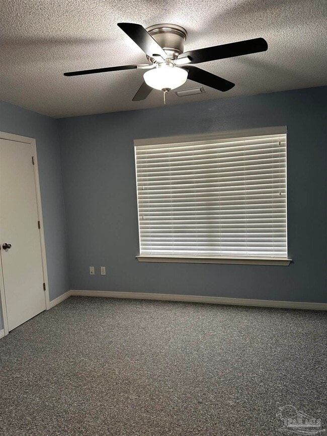 Building Photo - 5511 Custer Dr