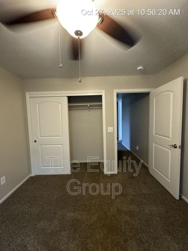 Building Photo - 2752 W Oriole Ave