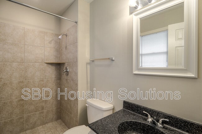 Building Photo - 16317 E 28th St S