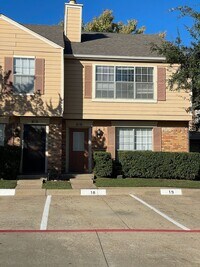 Building Photo - Briarpark Village