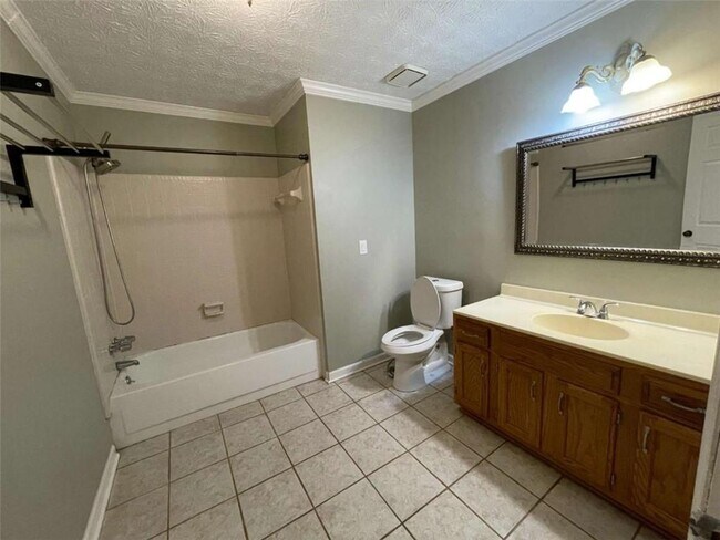 Building Photo - 2273 Windland Dr
