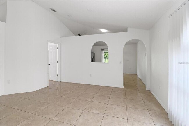 Building Photo - 10437 Opus Dr