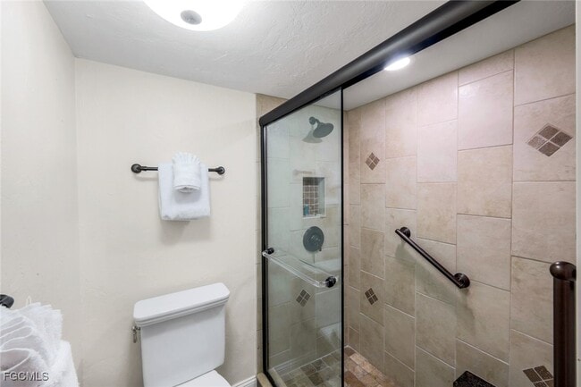 Building Photo - 2445 W Gulf Dr