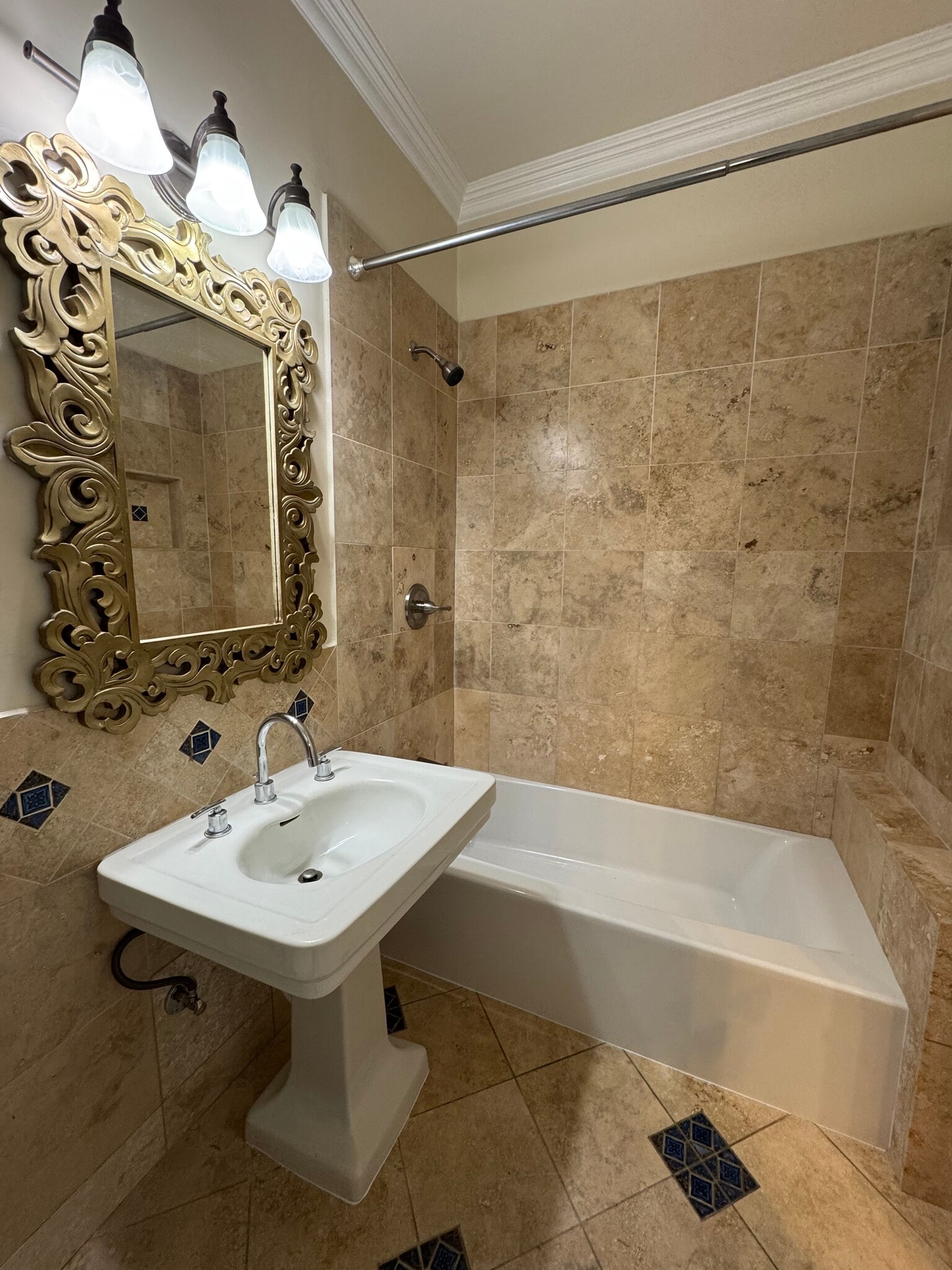 Bathroom - 4318 Clinton St