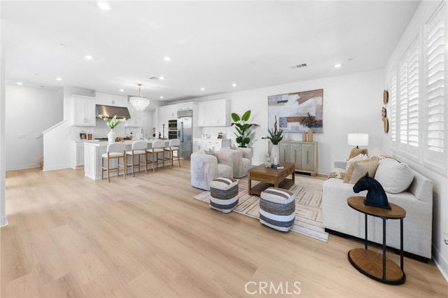 Building Photo - 208 Zawn