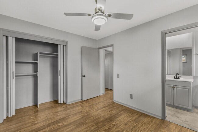 Building Photo - 4031 Gossett Dr