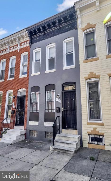 Building Photo - 2131 Jefferson St