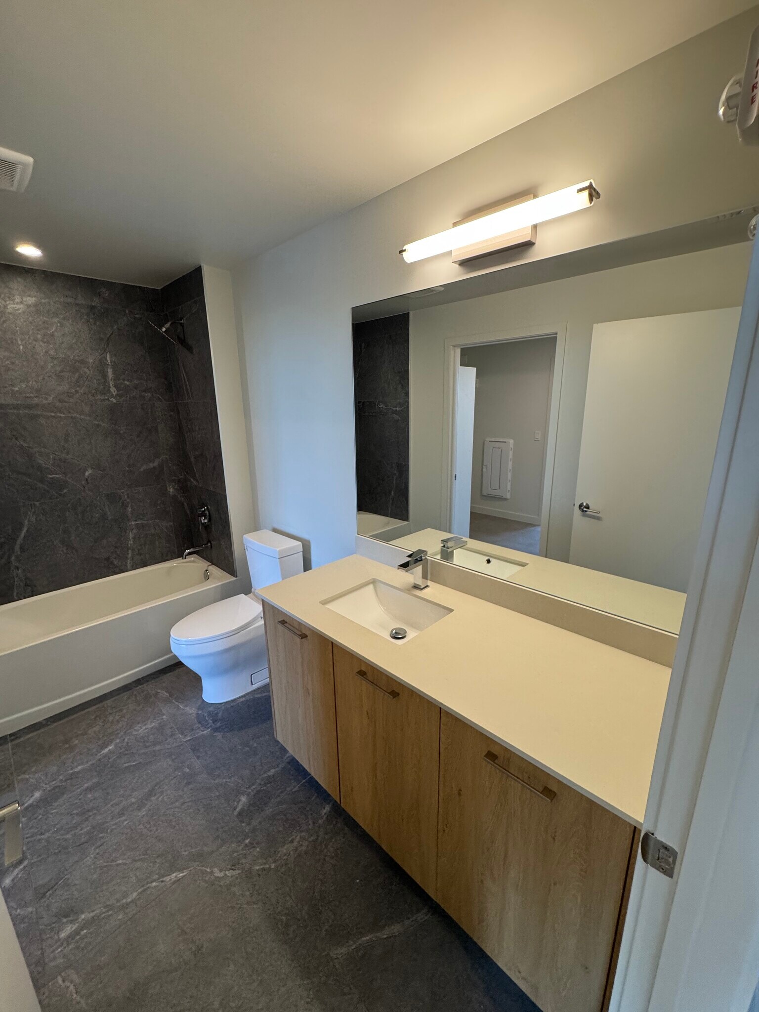 3rd Room Bathroom - 138 NW 31st St