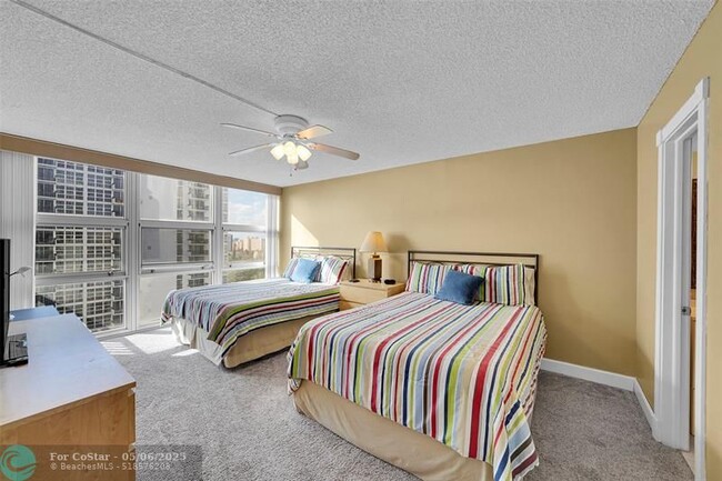 Building Photo - 531 N Ocean Blvd