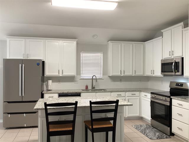 Building Photo - 4608 Wolf Ridge Way