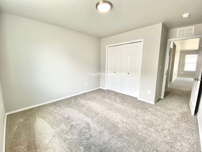 Building Photo - Beautiful Home in South Nampa