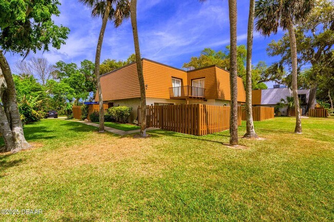 Building Photo - 168 Sweetgum Ln