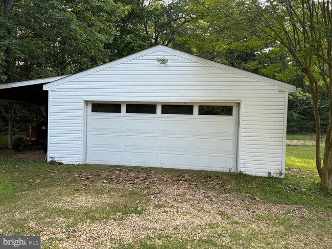 Building Photo - 36720 Dixie Lyon Rd
