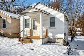 Building Photo - 5637 Hodiamont Ave